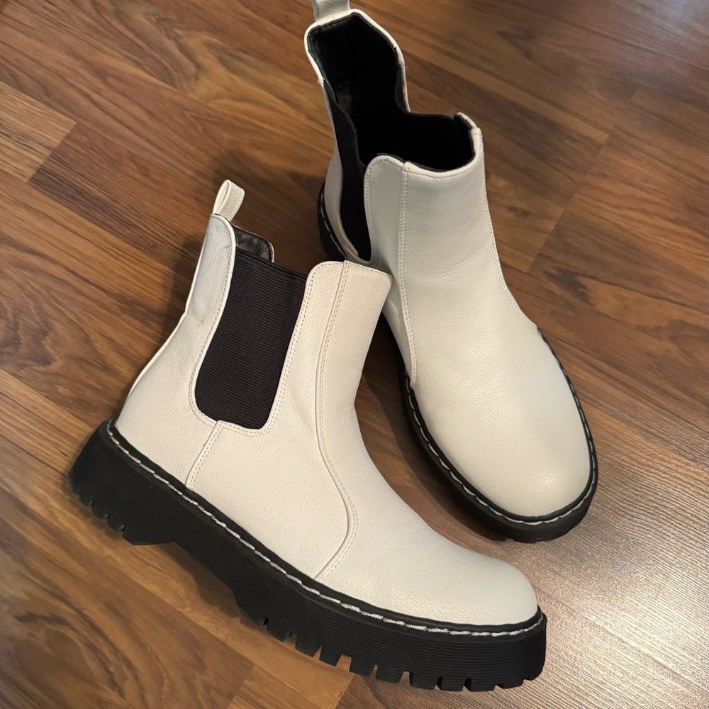 Sincerely Jules White and Black Ankle Boots